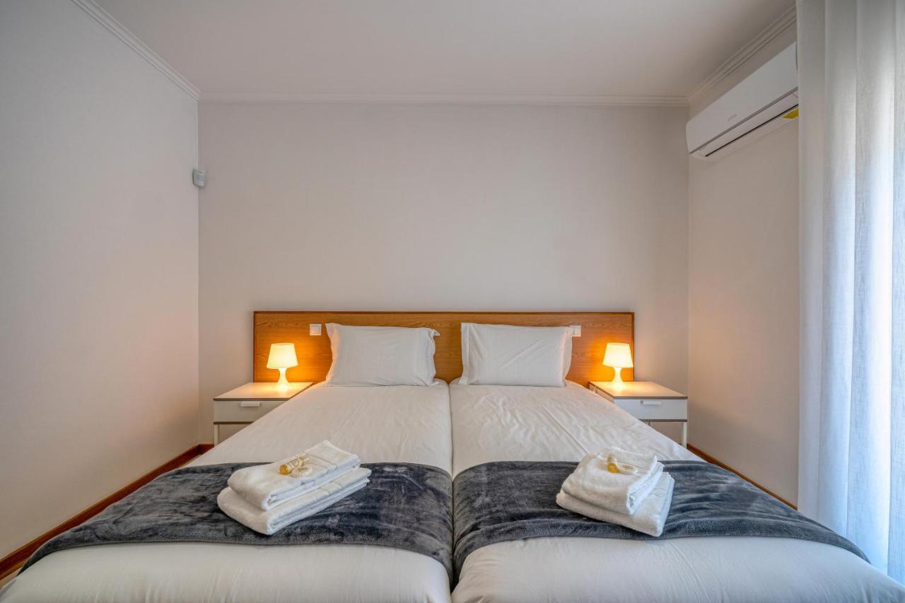 Central Suites Arouca Bagian luar foto